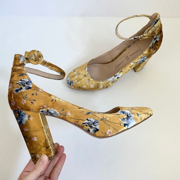 Chinese Laundry Shoes - Chinese Laundry Velvet Floral Block Heels